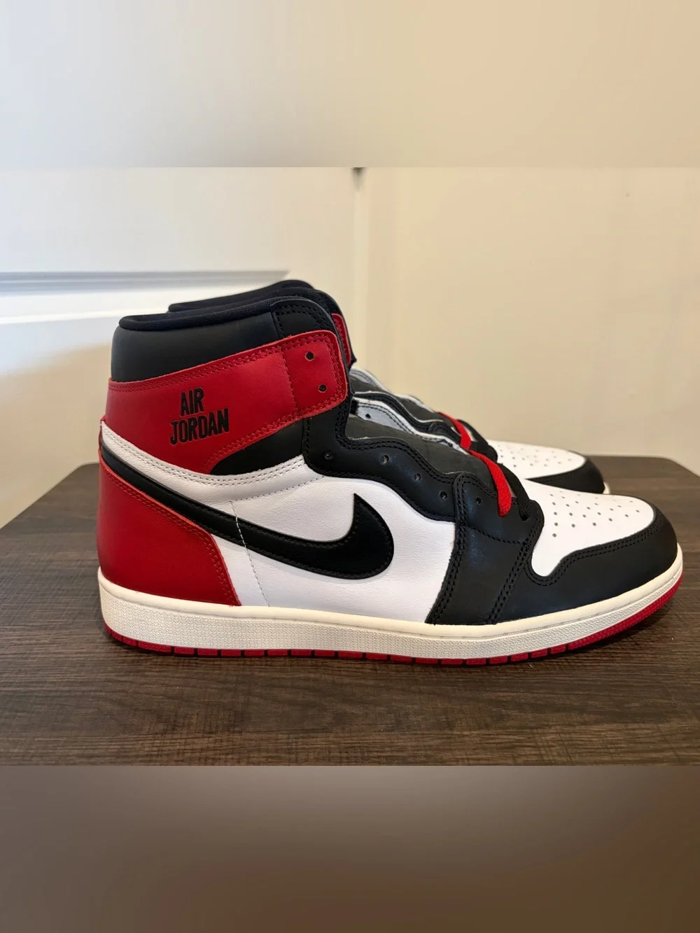 Jordan aj1 black